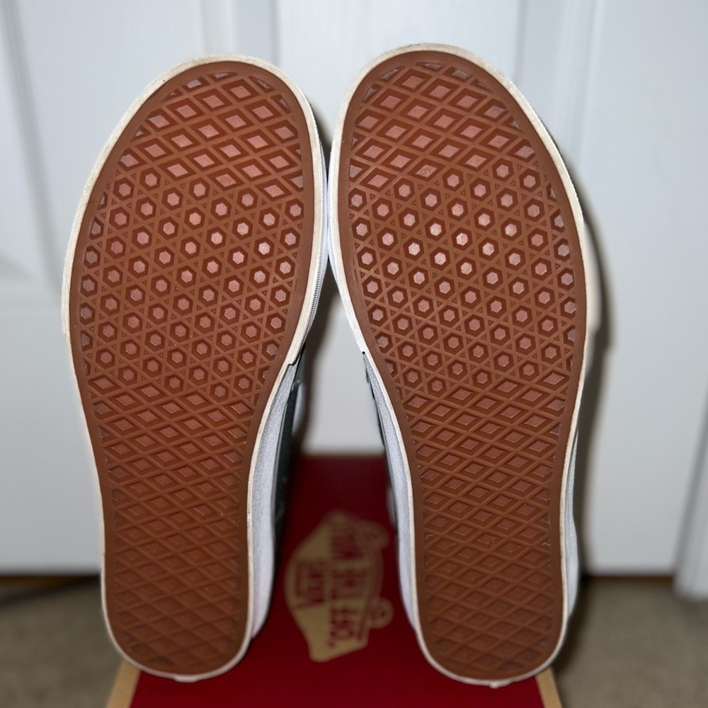 ❌SOLD❌VANS Sk8-Hi high top - Picture 3 of 4